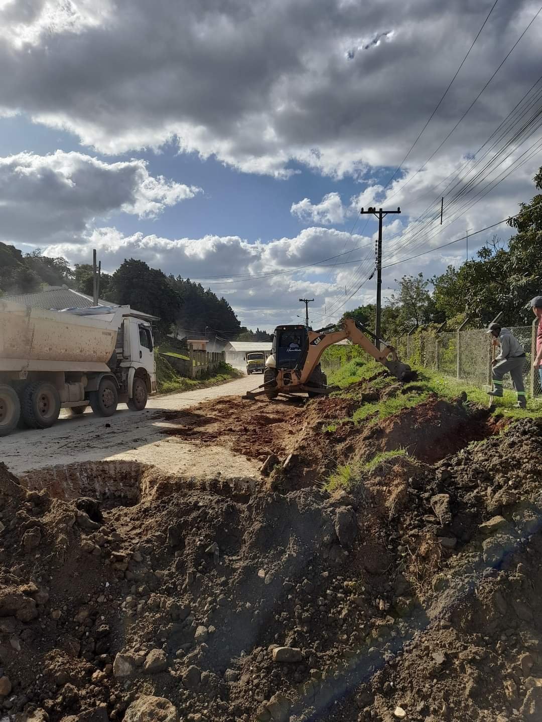 Obras em Rio Branco do Sul Rio Branco do Sul e Itaperuçu