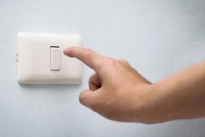 Conta de luz deve cair 20% com a troca para a bandeira verde