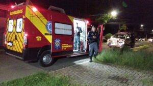 Procissão é invadida por motorista e guarda o acerta com tiro de raspão na cabeça em Curitiba