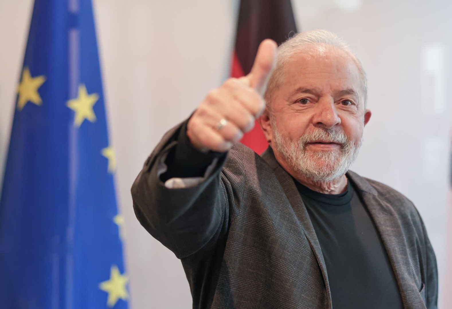 PT afasta marqueteiro da pré campanha de Lula em meio a crise de comunicação