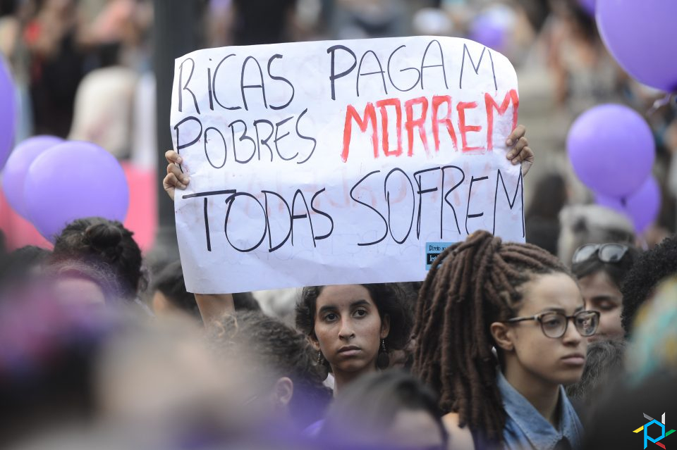 Secretário defende guia que considera todo aborto crime no Brasil