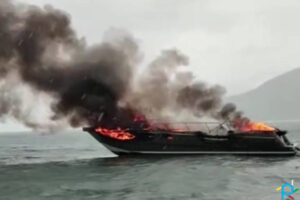 Lancha pega fogo com 9 pessoas a bordo em Maresias, litoral de SP