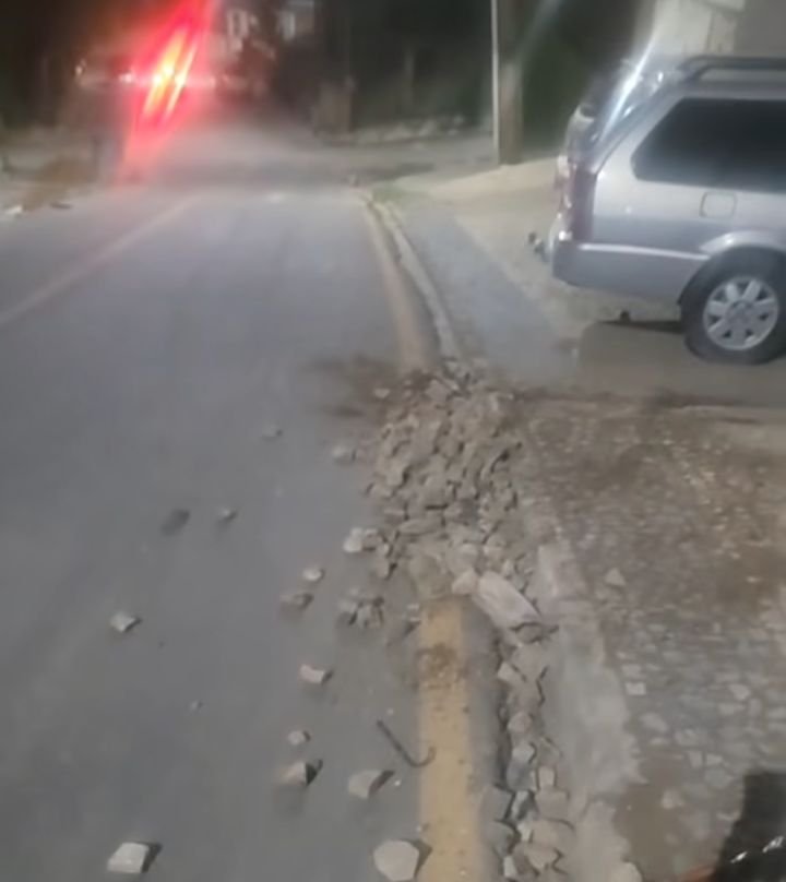 MORADOR RECLAMA DA QUALIDADE DE OBRA EM RIO BRANCO DO SUL