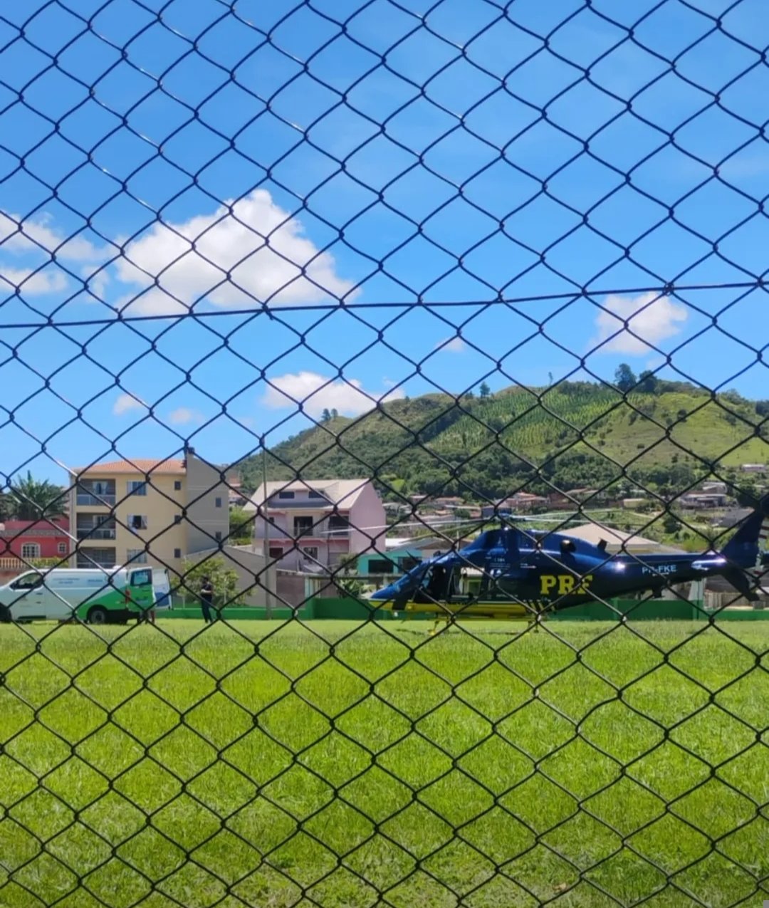 HOSPITAL DE ITAPERUÇU ACIONA HELICÓPTERO PARA ATENDER PACIENTE