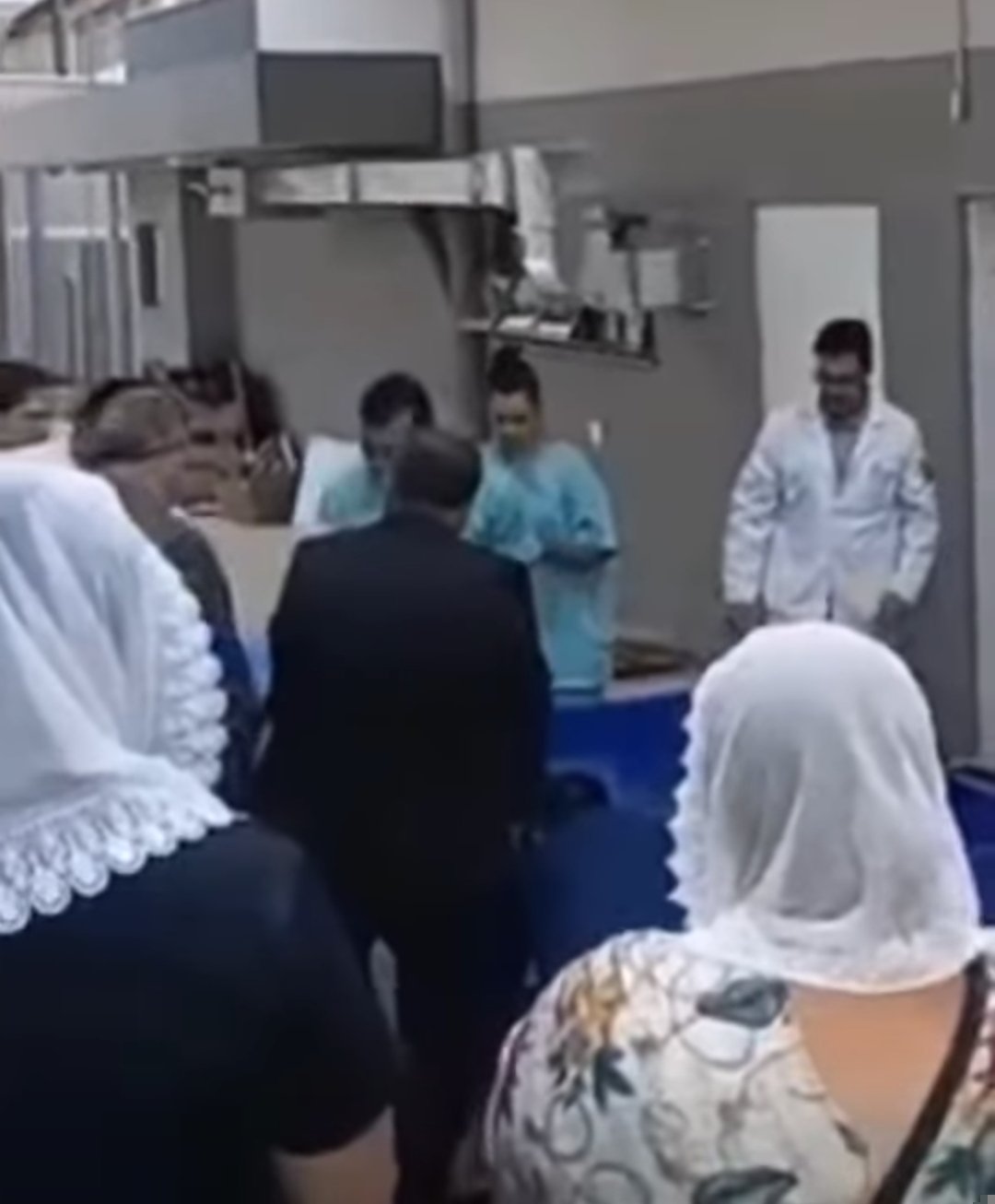 PACIENTE EM CUIDADOS PALIATIVOS REALIZA SONHO E É BATIZADO DENTRO DE HOSPITAL EM RIO BRANCO DO SUL