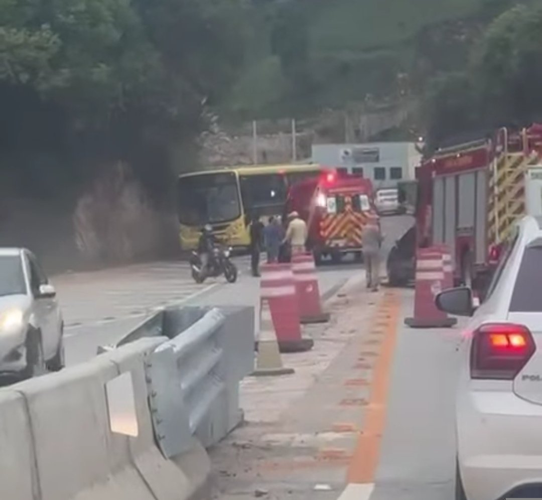 ACIDENTE NA RODOVIA DOS MINÉRIOS