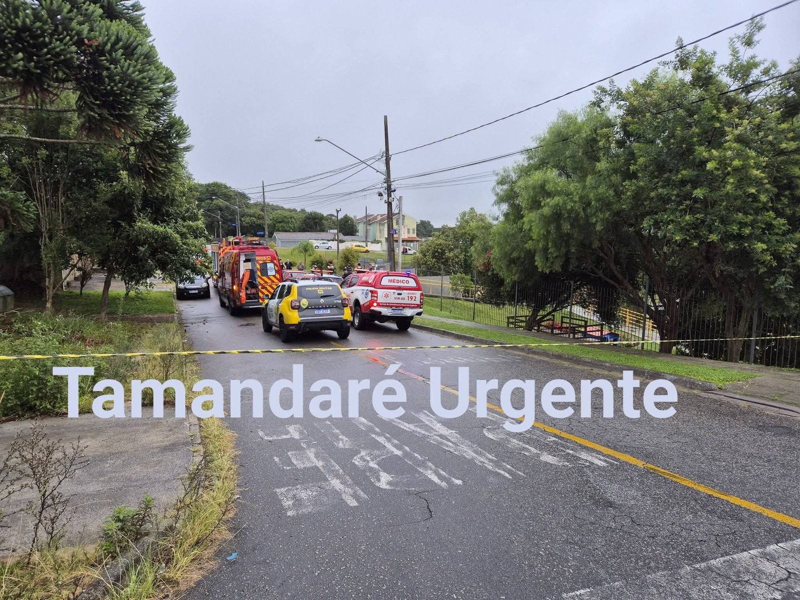 PAI É ASSASSINADO A TIROS DE ESPINGARDA NA FRENTE DE CRECHE ENQUANTO LEVAVA OS FILHOS, EM CURITIBA