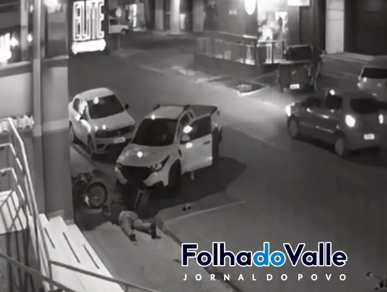 MAIS UM ACIDENTE ENTRE CARRO E MOTO É REGISTRADO EM RIO BRANCO DO SUL.