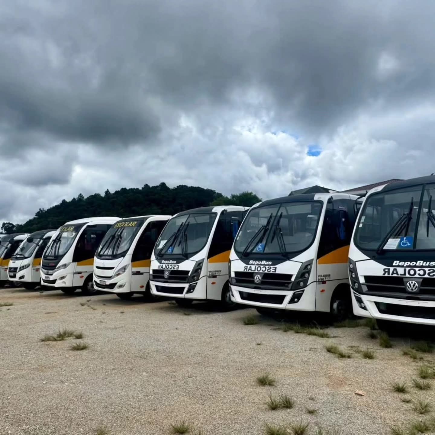 FROTA HISTÓRICA RENOVA TRANSPORTE ESCOLAR EM RIO BRANCO DO SUL