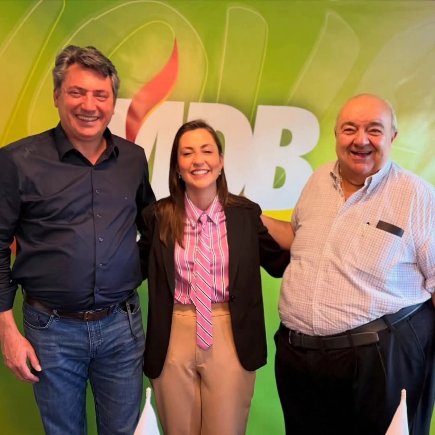 EX-PREFEITA DE RIO BRANCO DO SUL ANUNCIA FILIAÇÃO AO MDB AO LADO DE RAFAEL GRECA