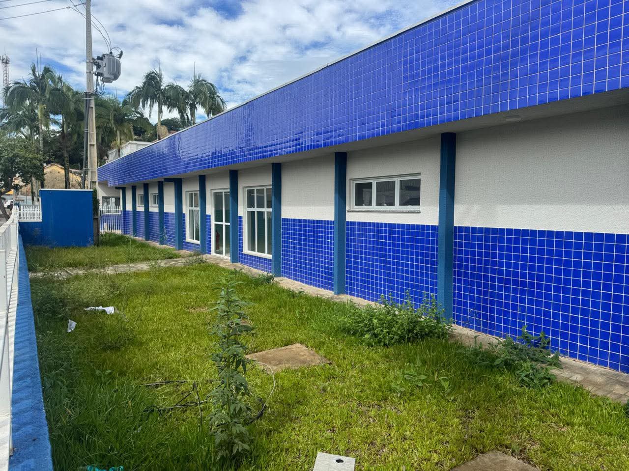 SAÚDE EM CERRO AZUL DE MAL A PIOR