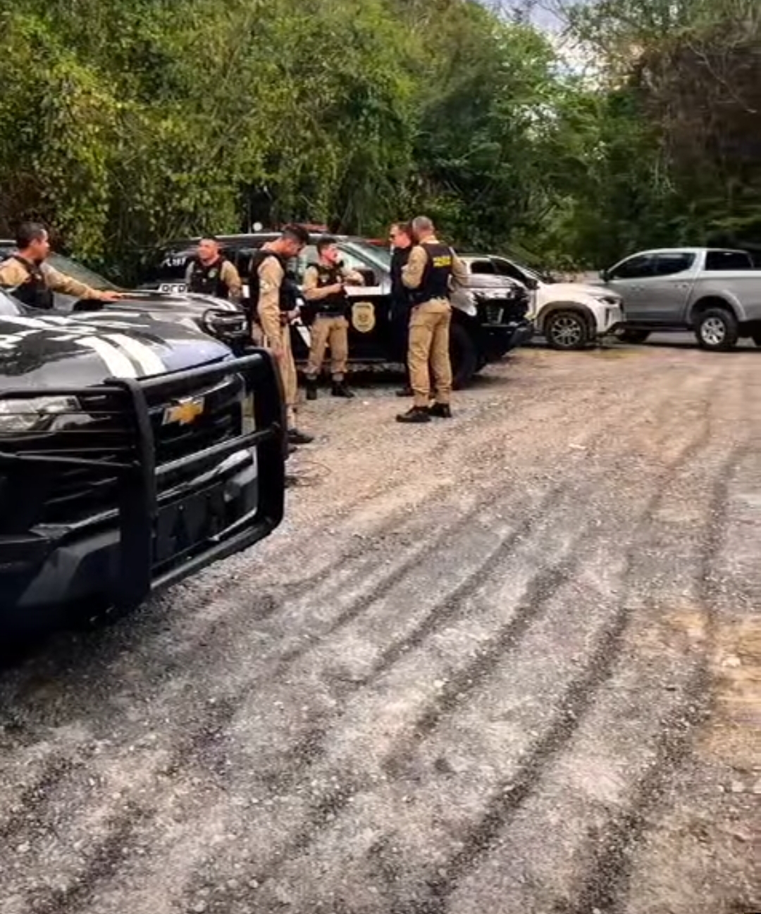 OPERAÇÃO CONJUNTA DESARTICULA NÚCLEO DO TRÁFICO E RESULTA EM 4 PRISÕES EM CERRO AZUL