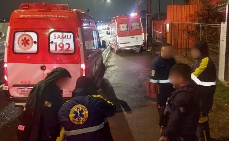 SOCORRISTA DO SAMU É ATROPELADO DURANTE ATENDIMENTO EM FRENTE À BALADA EM SÃO JOSÉ DOS PINHAIS