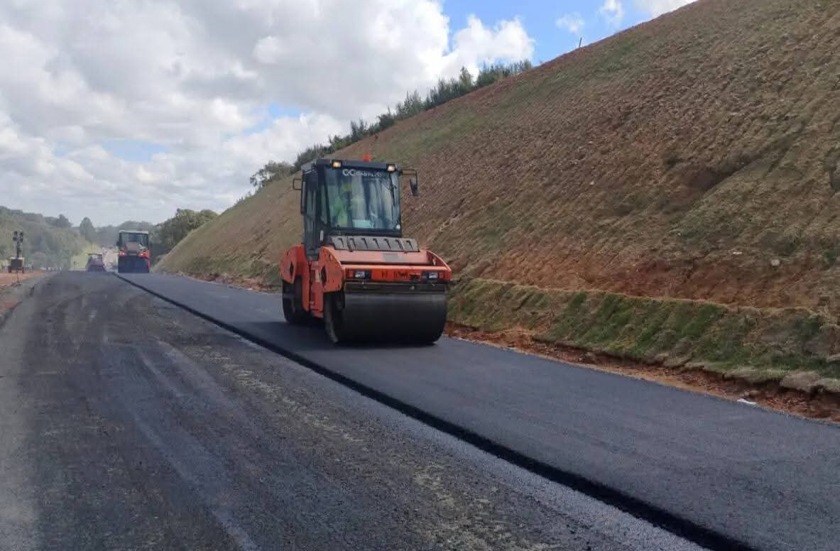 DUPLICAÇÃO DO CONTORNO NORTE DE CURITIBA AVANÇA COM PAVIMENTAÇÃO E CHEGA A 40%