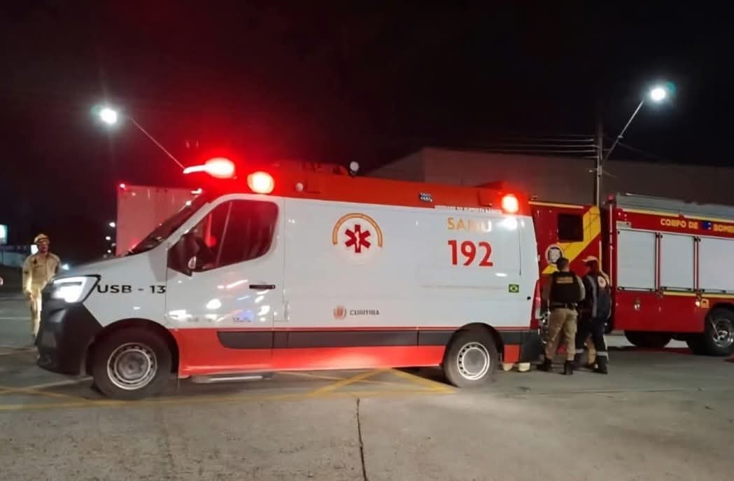 IDOSO DE 71 ANOS MORRE APÓS SER ATROPELADO POR CAMINHÃO EM CURITIBA.