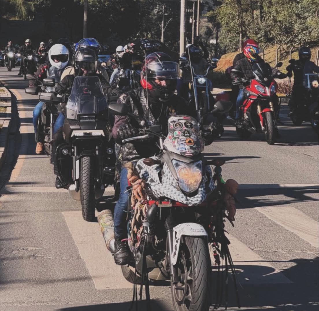 6º ENCONTRO DE MOTOCICLISTAS COM SUCESSO E GRANDE PÚBLICO