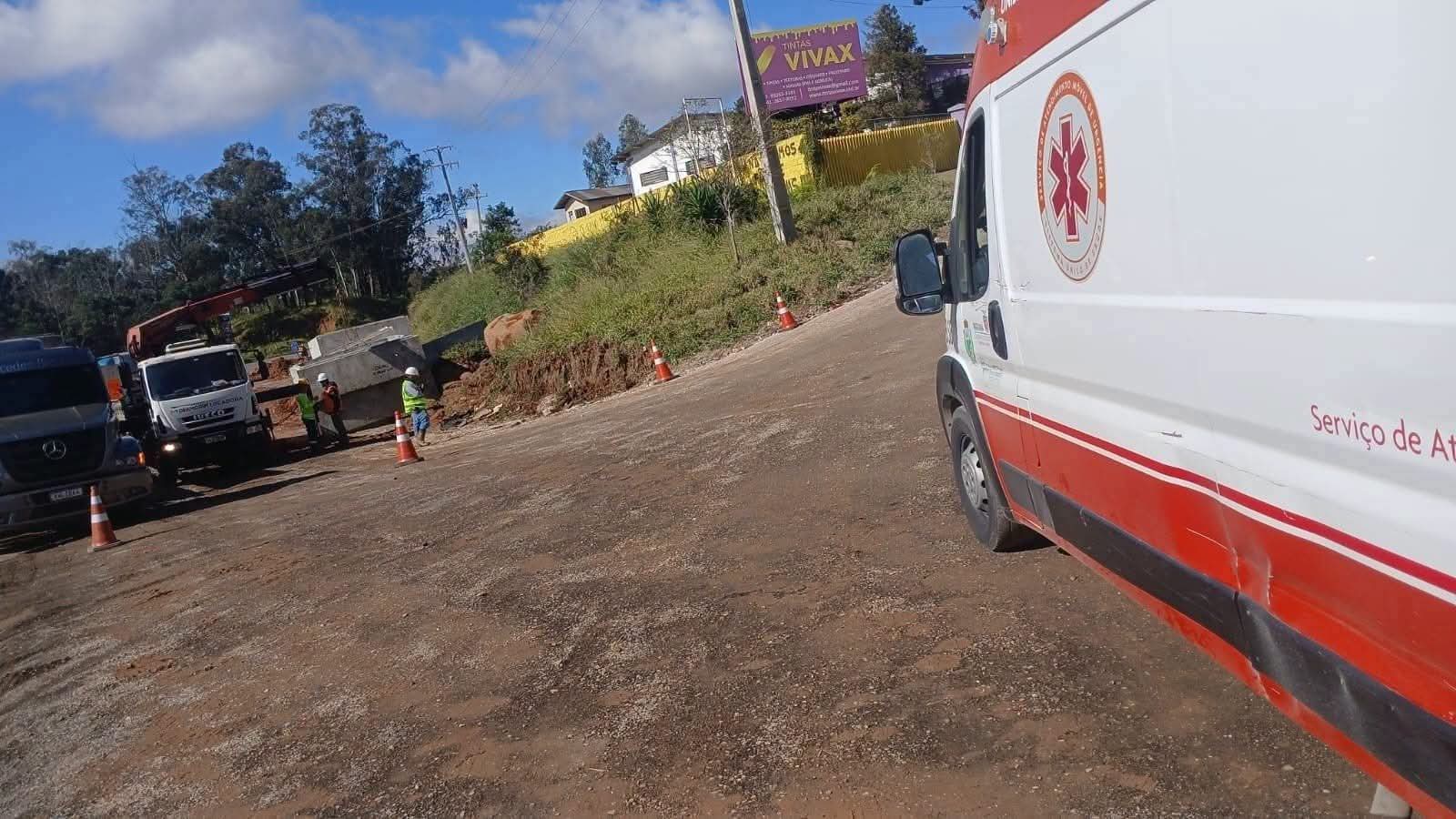 ACIDENTE DE TRABALHO DEIXA TRABALHADOR FERIDO NAS OBRAS DE DUPLICAÇÃO DO CONTORNO NORTE.