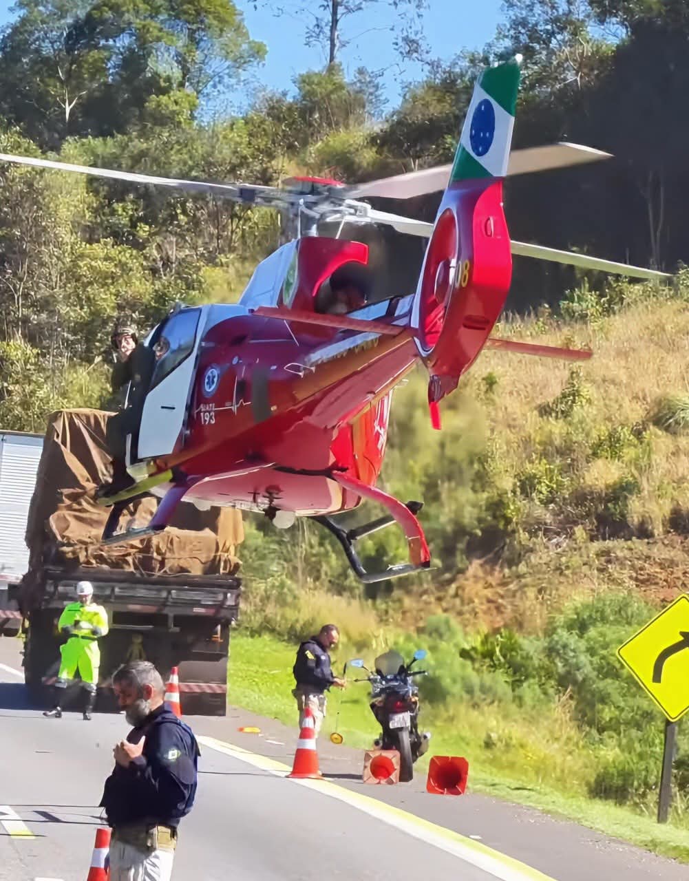 GRAVE ACIDENTE NA BR-277 DEIXA UM MOTOCICLISTA MORTO EM SÃO LUIZ DO PURUNÃ.