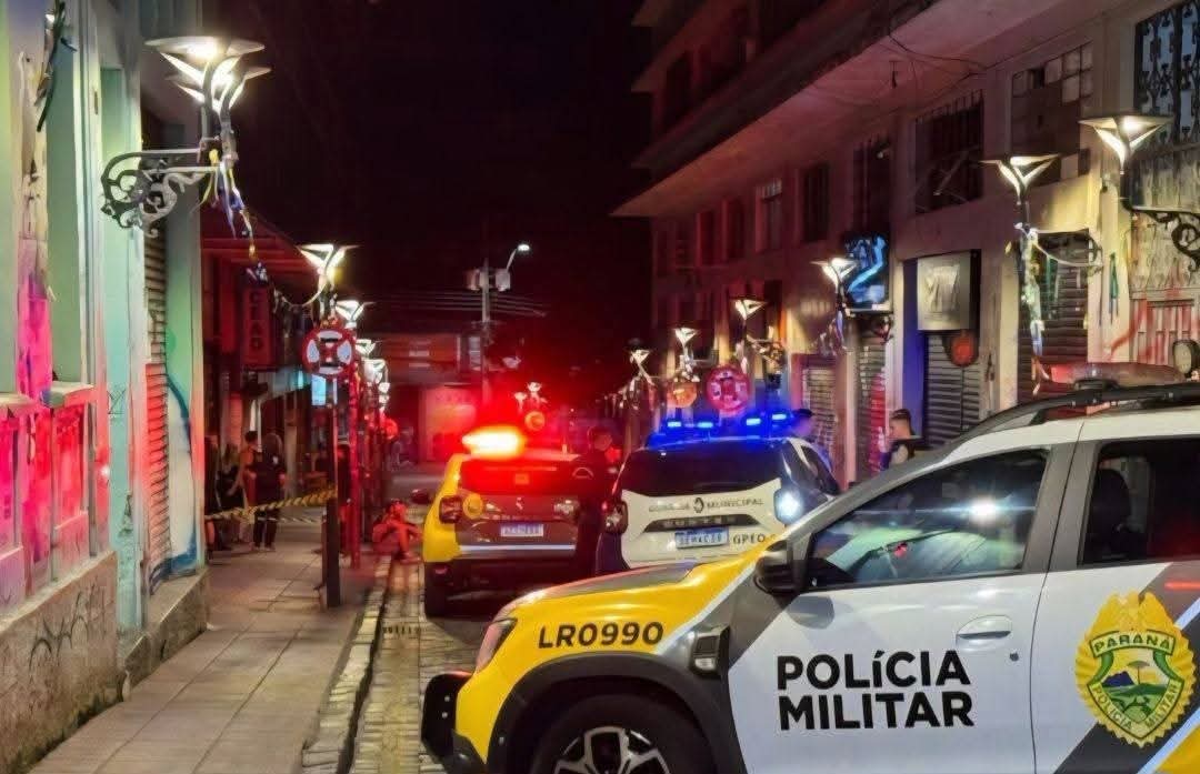 GRUPO DIGNIDADE EXIGE REFORÇO POLICIAL NO LARGO DA ORDEM APÓS ONDA DE ASSALTOS E VIOLÊNCIA CONTRA A POPULAÇÃO LGBTQIA+.