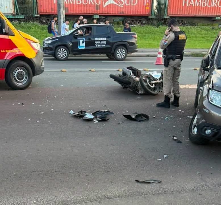 MOTOCICLISTA MORRE EM GRAVE ACIDENTE NA AVENIDA AYRTON SENNA, EM PINHAIS.