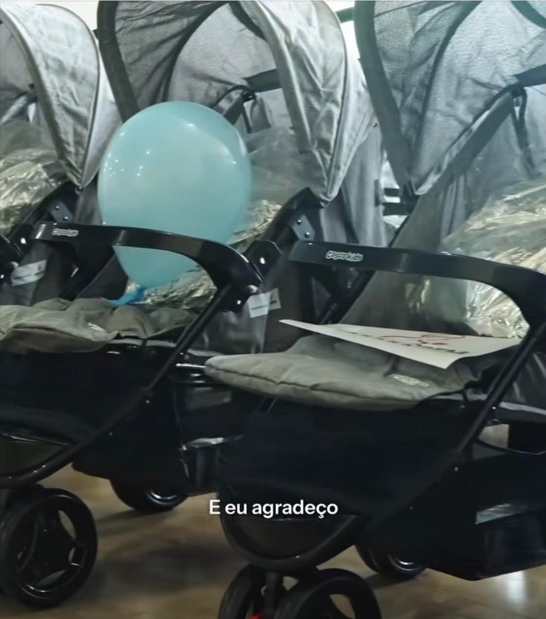 GESTÃO EDILSON MACADAME ENTREGA 75 CARRINHOS PARA GESTANTES EM ITAPERUÇU