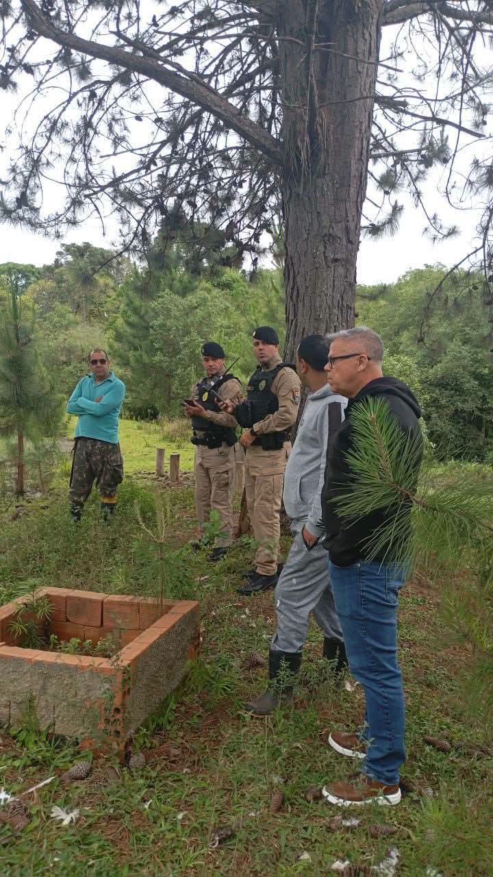 CORPO É ENCONTRADO NA REGIÃO DA SUBIDA DA PRETA, EM PIRAQUARA