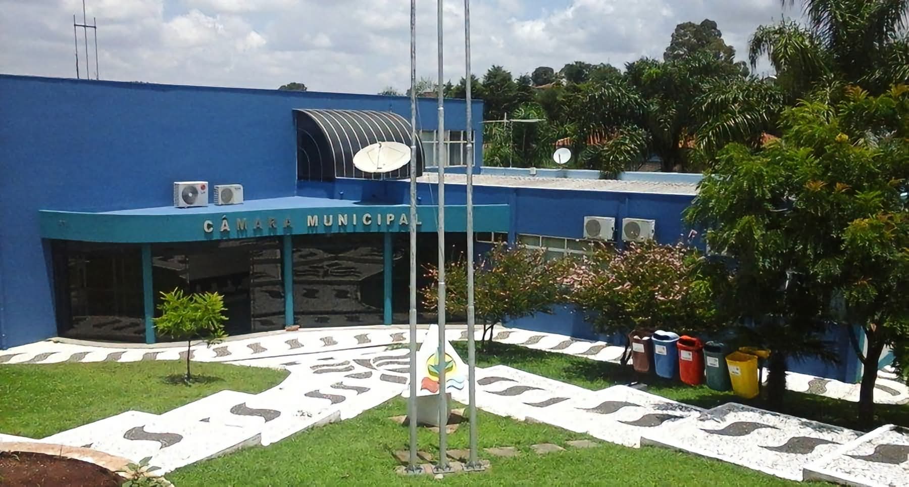 CÂMARA DE ALMIRANTE TAMANDARÉ VOTA DENÚNCIA QUE PODE LEVAR À CASSAÇÃO DE VEREADOR