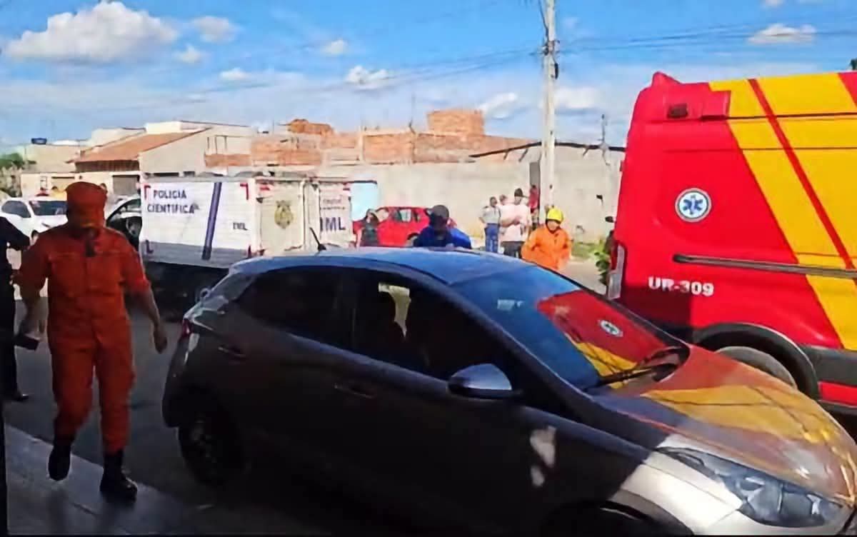 CRIANÇA DE 2 ANOS MORREU APÓS SER DEIXADA DENTRO DE CARRO